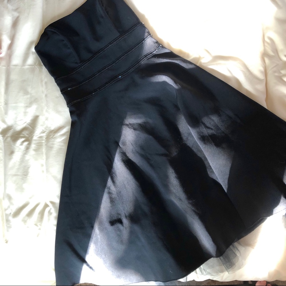 Classic strapless black dress with tulle lining